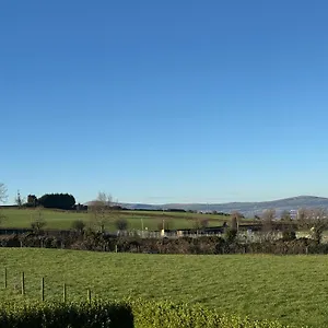https://heathery-hill.belfasthotelsireland.com